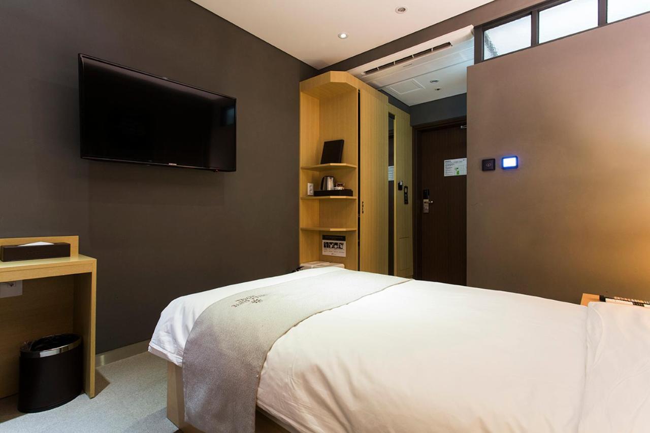Vella Suite Hotel Suwon Eksteriør bilde